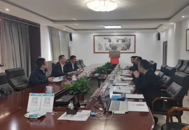 乐江华到易游体育公司调研指导工作